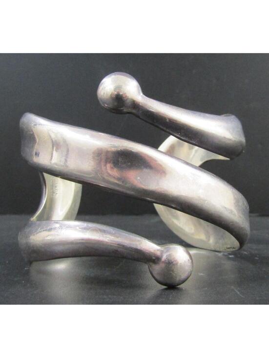 Taxco Jewelry - Taxco TH-17 63.4g Sterling Silver Swirl Bracelet